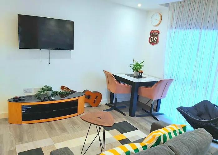 Great Studio Apartments - Netflix, Wifi, Digital Tv